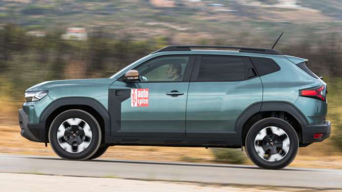 Tο νέο Dacia Duster εστίασε ακόμα περισσότερο στην άνεση έχοντας πλέον αρωγό μια μοντέρνα πλατφόρμα βάσης. Ο αεροδυναμικός θόρυβος όμως είναι έντονος πάνω από τα 120 χλμ./ώρα. Tο νέο Dacia Duster εστίασε ακόμα περισσότερο στην άνεση έχοντας πλέον αρωγό μια μοντέρνα πλατφόρμα βάσης. Ο αεροδυναμικός θόρυβος όμως είναι έντονος πάνω από τα 120 χλμ./ώρα.