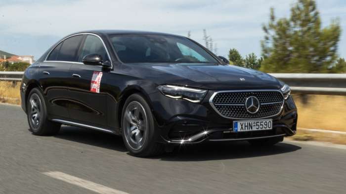 Δοκιμή: Mercedes E 300 e | Κυριλέ «limo» που καίει… σχεδόν τίποτα Δοκιμή: Mercedes E 300 e | Κυριλέ «limo» που καίει… σχεδόν τίποτα