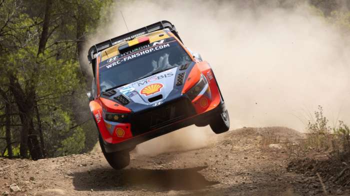 ΕΚΟ Ράλλυ Ακρόπολις: 3 στα 3 η Hyundai - Νικητής ο Neuville ΕΚΟ Ράλλυ Ακρόπολις: 3 στα 3 η Hyundai - Νικητής ο Neuville
