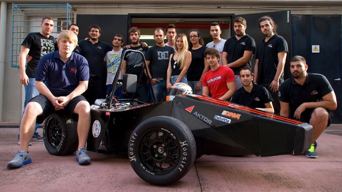 Η Prom Racing είναι μια ομάδα φοιτητών που ξεκίνησε το 2008 και σήμερα αποτελείται περίπου από 20 φοιτητές που φοιτούν στο Εθνικό Μετσόβιο Πολυτεχνείο.