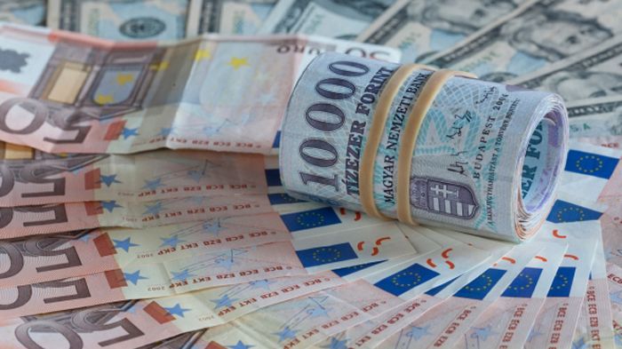 Στο 1,234 δισ. τα έσοδα από τα 14 αεροδρόμια 