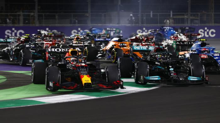 GP Σαουδικής Αραβίας: Θρίαμβος Hamilton σε έναν τρελό αγώνα  