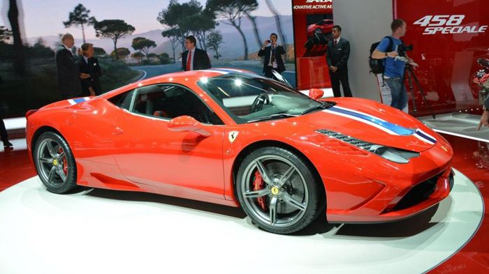 H Ferrari 458 Speciale Spider θα βασιστεί στην εικονιζομενη coupe έκδοση, αλλά θα υπάρξουν στιλιστικές αλλαγές.