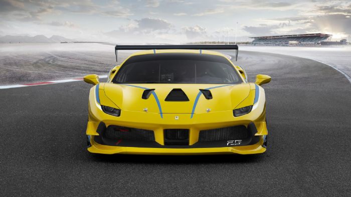 Η νέα Ferrari 488 Challenge στην πίστα δοκιμών του Fiorano έκανε χρόνο 1:15.5. Δηλαδή ένα δευτερόλεπτο πιο γρήγορα από την 458 Challenge Evo που αντικαθιστά. Η νέα Ferrari 488 Challenge στην πίστα δοκιμών του Fiorano έκανε χρόνο 1:15.5. Δηλαδή ένα δευτερόλεπτο πιο γρήγορα από την 458 Challenge Evo που αντικαθιστά.