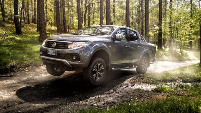 Οδηγούμε στο Τορίνο το νέο pick-up των Ιταλών, το Fiat Fullback.