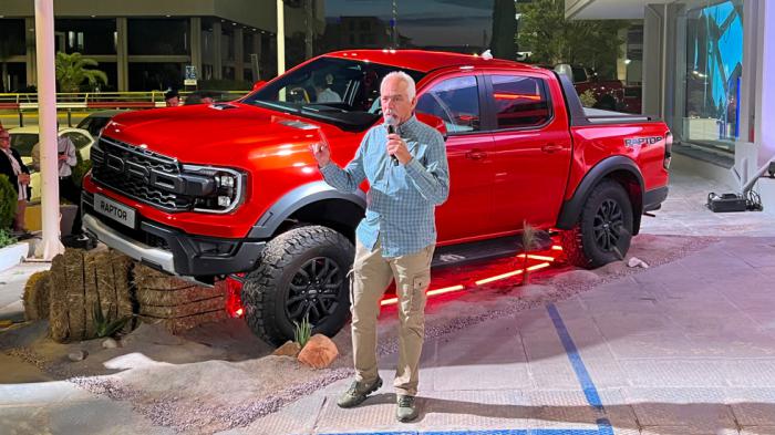 Ο Πρόεδρος και Διευθύνων Σύμβουλος της Ford Motor Ελλάς, Νίκος Νοταράς, παρουσίασε το ολοκαίνουργιο Ranger Raptor σε μια «ζεστή» εκδήλωση για τους δημοσιογράφους του ειδικού Τύπου. Ο Πρόεδρος και Διευθύνων Σύμβουλος της Ford Motor Ελλάς, Νίκος Νοταράς, παρουσίασε το ολοκαίνουργιο Ranger Raptor σε μια «ζεστή» εκδήλωση για τους δημοσιογράφους του ειδικού Τύπου.