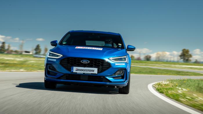 Οδηγούμε το ανανεωμένο Ford Focus: Με 155 άλογα από 1,0 λτ. & οθονάρες Οδηγούμε το ανανεωμένο Ford Focus: Με 155 άλογα από 1,0 λτ. & οθονάρες