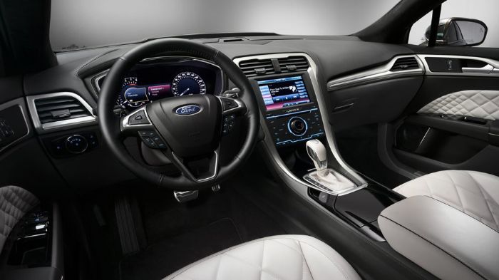 Tο νέο Ford Mondeo Vignale θα αποτελεί μια κορυφαία έκδοση του μοντέλου, που θα μπορεί να σταθεί επάξια απέναντι στα premium μοντέλα της μεσαίας κατηγορίας.