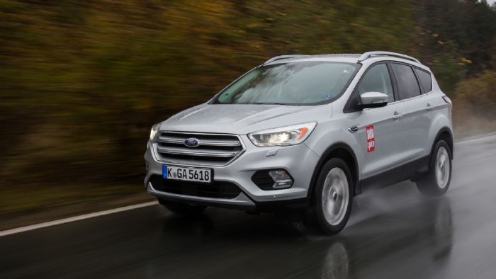 Οδηγούμε το ανανεωμένο Ford Kuga, που πλέον εξοπλίζεται με κινητήρες από 1,5 λτ. και σας μεταφέρουμε τις απόψεις μας από τα βροχερά Βαλκάνια. Οδηγούμε το ανανεωμένο Ford Kuga, που πλέον εξοπλίζεται με κινητήρες από 1,5 λτ. και σας μεταφέρουμε τις απόψεις μας από τα βροχερά Βαλκάνια.