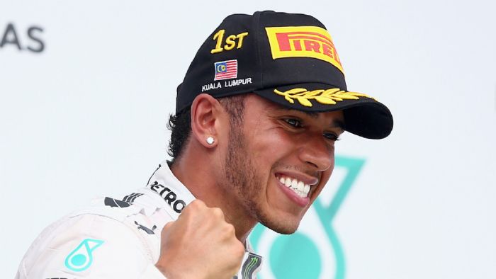 Ο Βρετανός θα μπορέσει μαθηματικά να κατακτήσει το πρωτάθλημα ανάλογα το που θα τερματίσει ο Vettel.