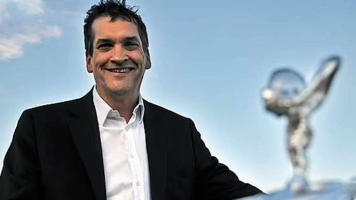 Ο πρώην αρχισχεδιαστής της Rolls-Royce δολοφονήθηκε μέσα στο σπίτι του 