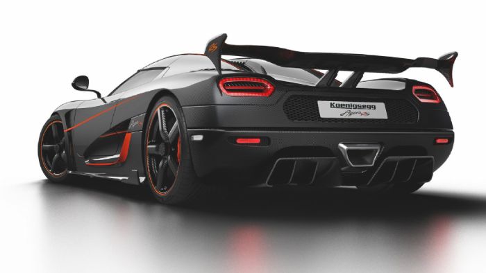 O Christian von Koenigsegg είπε πως η εταιρεία του μόλις ολοκληρώσει τα 25 κομμάτια της Agera RS, θα φτιάξει τρία τελευταία αντίτυπα. Στη συνέχεια θα παρουσιάσει ένα εντελώς νέο μοντέλο, που θα σταθεί