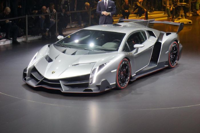 Η Lamborghini σημείωσε 30% αύξηση στις πωλήσεις της για το 2012, γεγονός πραγματικά αξιοσημείωτο για τα δεδομένα της εποχής.