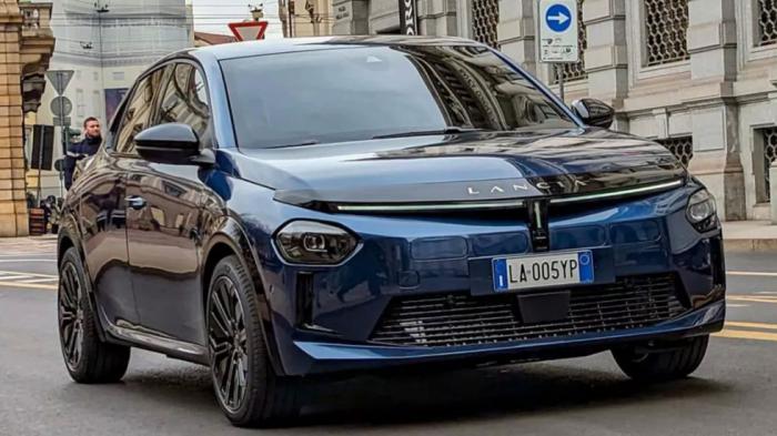 Πλήρης αποκάλυψη για τη νέα Lancia Ypsilon Πλήρης αποκάλυψη για τη νέα Lancia Ypsilon