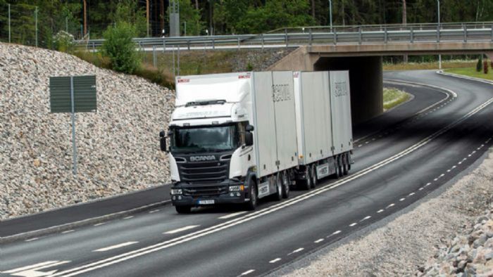 Mega trucks  