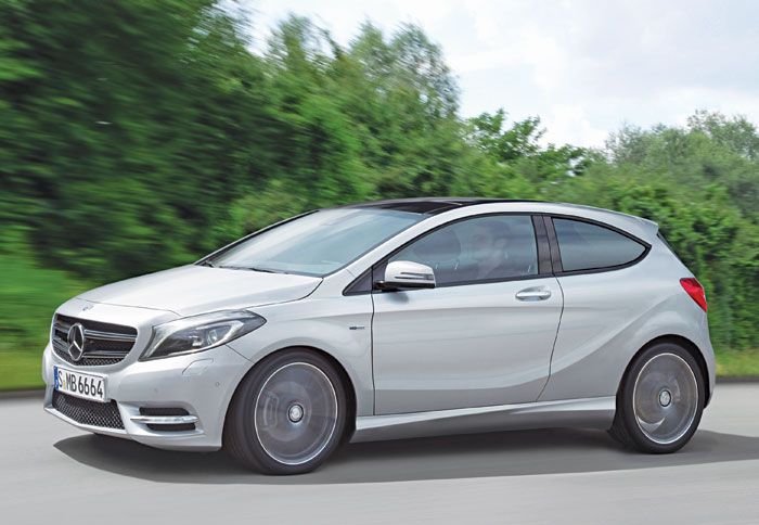 Για πρώτη φορά η Mercedes θα επενδύσει τα επόμενα χρόνια και στη μικρή κατηγορία (κατασκοπευτική, ηλεκτρονικά επεξεργασμένη εικόνα).
