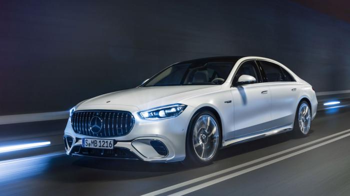 Ντεμπούτο με 802 ίππους για την Mercedes-AMG S 63 E Performance 