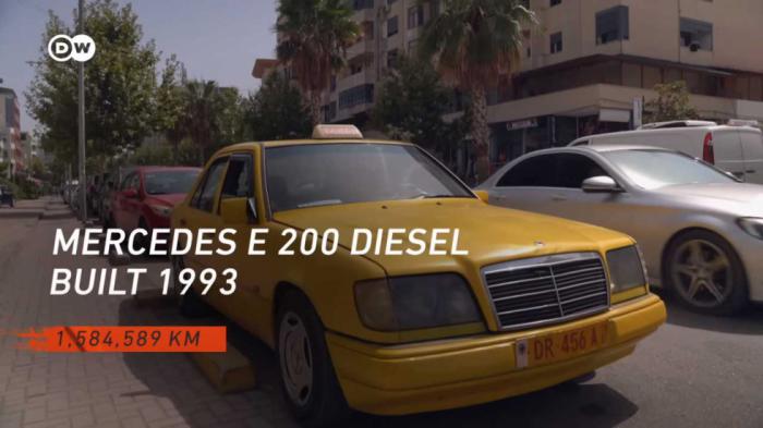 Mercedes E-Class του 1993 έχει σχεδόν 1,5 εκατ. χλμ. στο κοντέρ 