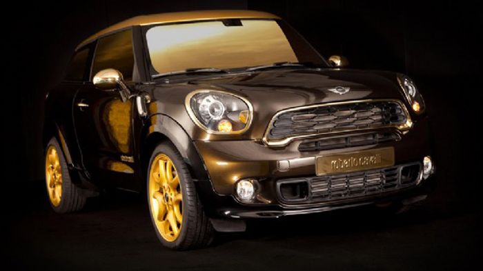 Ένα MINI Paceman, με την υπογραφή Cavalli, σίγουρα δεν περνάει απαρατήρητο, πόσο μάλλον όταν πρόκειται για φιλανθρωπικούς σκοπούς.