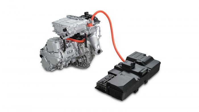 Το e-Power, η νέα τεχνολογία της Nissan, προσθέτει ένα μικρό κινητήρα βενζίνης που χρησιμεύει για την φόρτιση της μπαταρίας