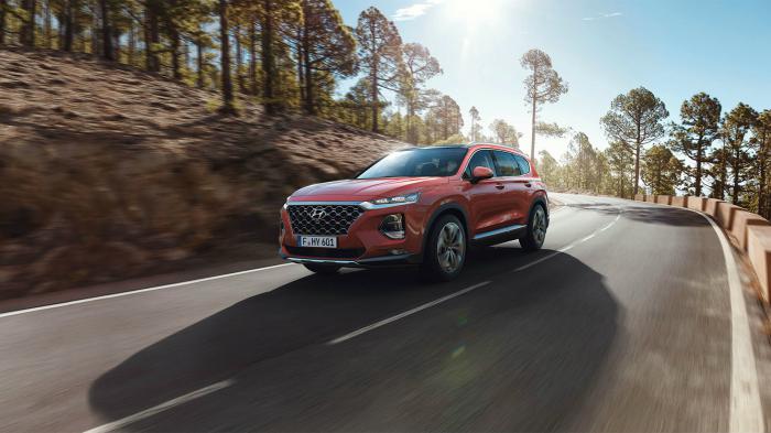 Η νέα γενιά του Hyundai Santa Fe κάνει το επίσημο ντεμπούτο της στο Σαλόνι Αυτοκινήτου της Γενεύης.