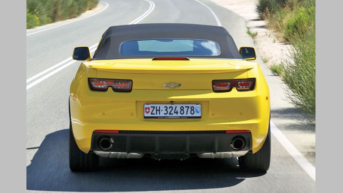 Η Chevrolet Camaro θα καλύψει με άνεση μεγάλες αποστάσεις. Απλά μην περιμένετε ότι θα περάσετε απαρατήρητοι.	