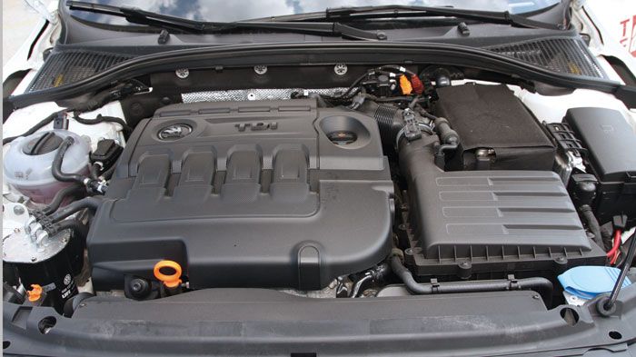 Ο κινητήρας 1,6 TDI κινεί ικανοποιητικά και με αυξημένη οικονομία τη νέα Skoda Octavia.	