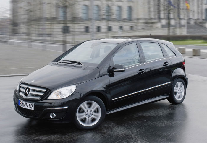 Από τον Ιούνιο του 2005 μέχρι σήμερα, 700.000 B-Class βγήκαν από τη γραμμή παραγωγής της Mercedes-Benz Από τον Ιούνιο του 2005 μέχρι σήμερα, 700.000 B-Class βγήκαν από τη γραμμή παραγωγής της Mercedes-Benz