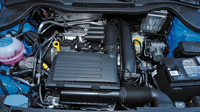 Ο 1,2 TSI κινητήρας του VW Polo αποδίδει 90 ίππους και είναι οικονομικός στην πράξη. Γρήγορο, άμεσο και βελούδινο στις αλλαγές του το αυτόματο κιβώτιο DSG. 