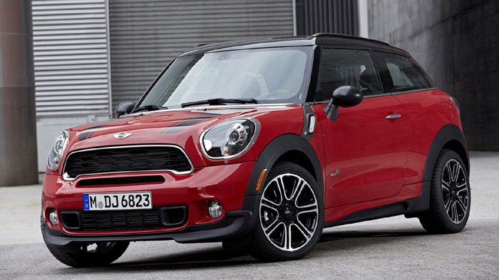 Τα δύο μοντέλα της MINI Countryman και Paceman (εικόνα) θα διατίθενται από τον Ιούλιο και με νέα στιλιστικά πακέτα εξοπλισμού John Cooper Works.