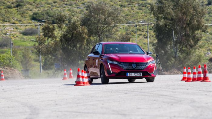 Elk Test στα 78 χλμ./ώρα: Ελεγχόμενη υποστροφή