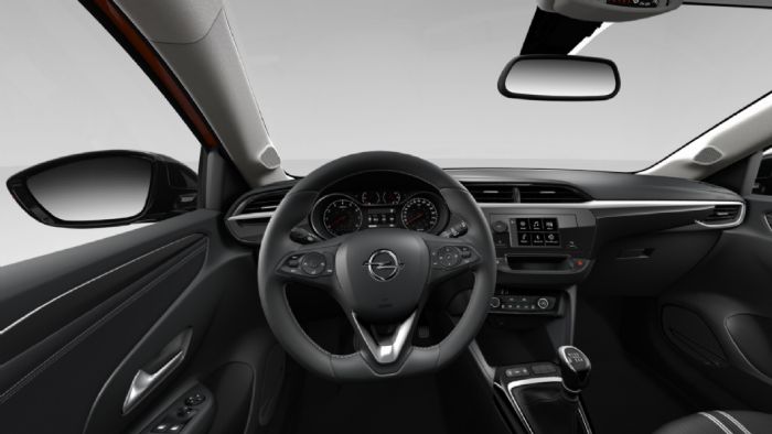 Το μέγεθος της οθόνης, αλλά και το αν είναι έγχρωμη ή όχι, μπορεί να αλλάξει την εικόνα στο εσωτερικό ενός αυτοκινήτου. Εδώ π.χ. το Opel Corsa με μονόχρωμη, μικρότερη οθόνη.	