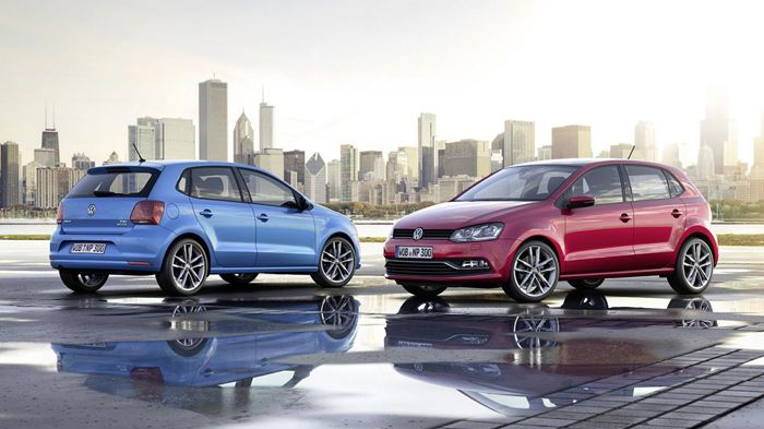 Το Polo Facelift έχει αλλάξει ελάχιστα στους προφυλακτήρες και υπάρχει μια μικρή επανασχεδίαση στην εμπρός γρίλια. Το Polo Facelift έχει αλλάξει ελάχιστα στους προφυλακτήρες και υπάρχει μια μικρή επανασχεδίαση στην εμπρός γρίλια.