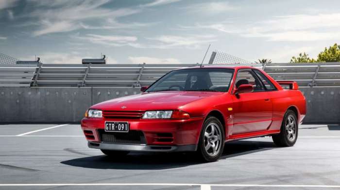 Έκλεψαν συλλεκτικό Skyline R32 GT-R μέσα από αντιπροσωπεία της Nissan Έκλεψαν συλλεκτικό Skyline R32 GT-R μέσα από αντιπροσωπεία της Nissan