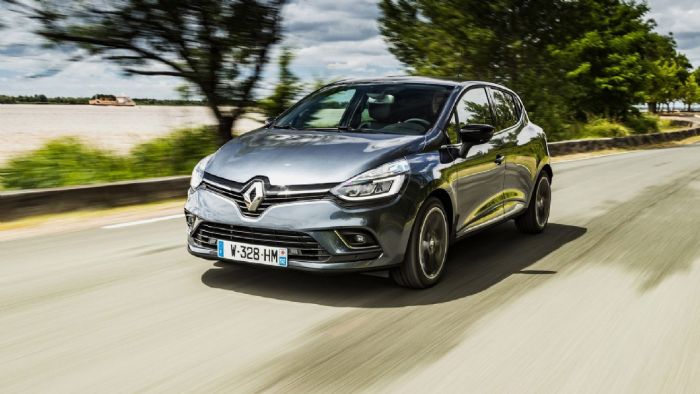 Έως και 1.543 ευρώ όφελος μπορούν να έχουν οι αγοραστές για το Renault Clio και Clio Sport Tourer.