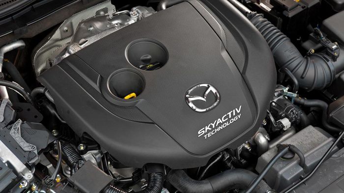 Οι SKYACTIV diesel κινητήρες θα λανσαριστούν στην Αμερική από τη Mazda, όταν θα είναι το ίδιο ικανοί με τους βενζινοκινητήρες SKYACTIV (εικόνα), αλλά ταυτόχρονα πιο οικονομικοί.