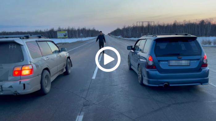 Video: «Αρρωστοι» με Subaru Forester τα στήνουν στην ευθεία