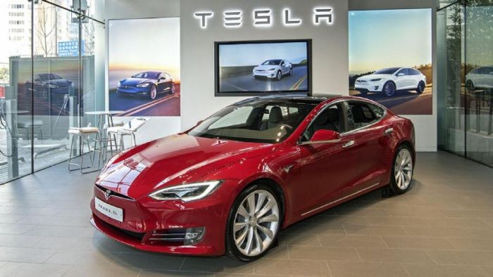 Η Tesla μόλις έκανε ντεμπούτο στη Νότιο Κορέα και οι ντόπιοι έχουν τέτοιο ενθουσιασμό, που ήδη η λίστα αναμονής για test drive φτάνει στους έξι μήνες. Το τετρακίνητο Model S 90D θα είναι αρχικά η μόνη