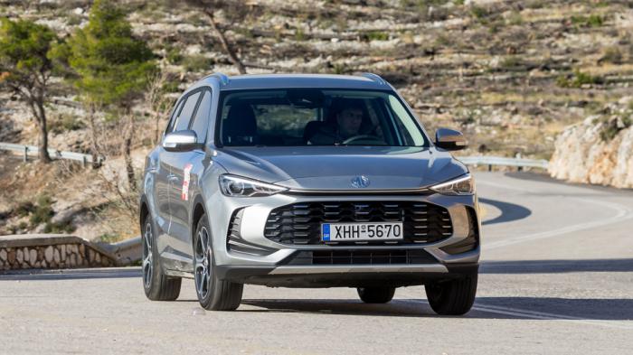 Δοκιμή: Νέο MG ZS, μεγαλύτερο και μόνο υβριδικό Δοκιμή: Νέο MG ZS, μεγαλύτερο και μόνο υβριδικό