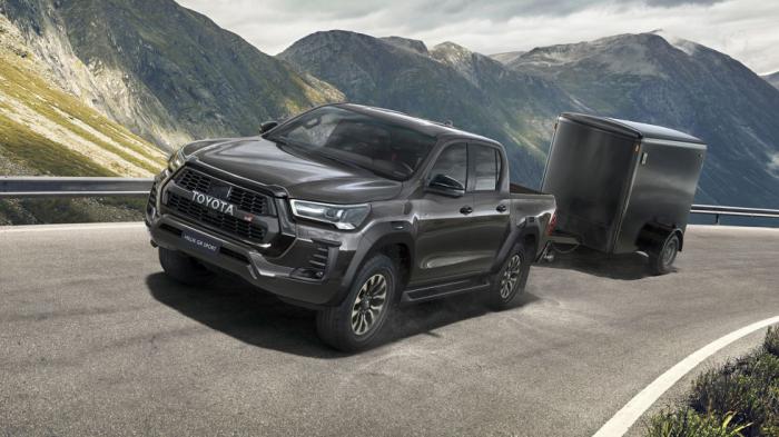 Το Hilux GR Sport έχει ισχύ 204 άλογα με 500 Nm ροπής, ενώ εμφανίζει ωφέλιμο φορτίο ενός τόνου και ελκτική ικανότητα έως και 3,5 τόνων. Το Hilux GR Sport έχει ισχύ 204 άλογα με 500 Nm ροπής, ενώ εμφανίζει ωφέλιμο φορτίο ενός τόνου και ελκτική ικανότητα έως και 3,5 τόνων.