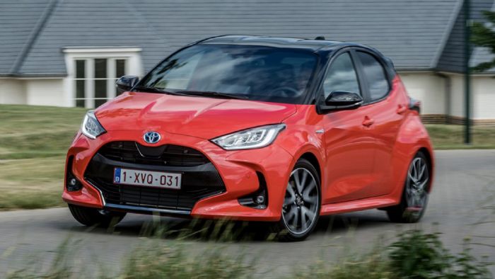 Η Toyota στην κατάταξη των κατασκευαστών και το Yaris στα μοντέλα αυτοκινήτου διατηρούν με άνεση την πρώτη θέση.