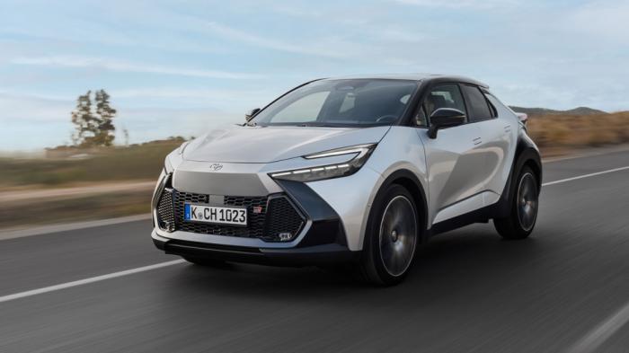 Οδηγούμε το νέο Toyota C-HR: Υβριδικό με 140 ή 198 άλογα 