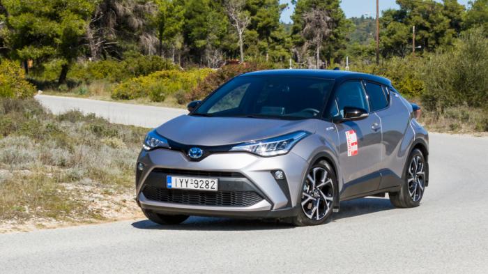 Γιατί με το υβριδικό Toyota C-HR «καις τα μισά» 