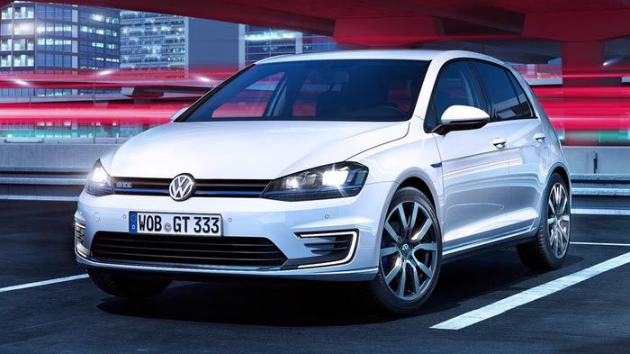 Το VW Golf GTE αποτελεί την plug-in υβριδική έκδοση του μοντέλου.