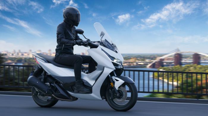 Zontes D350: Το δυνατότερο scooter της κατηγορίας έφτασε στην Ελλάδα 