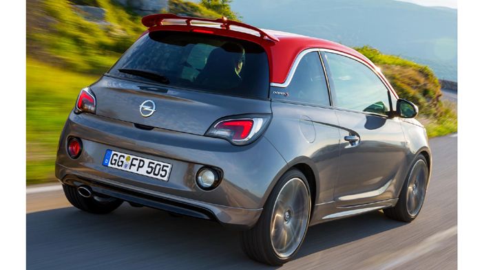 Η κίνηση μεταδίδεται στον μπροστά άξονα μέσω μηχανικού κιβωτίου 6 σχέσεων, με το «καυτό» μίνι της Opel να κάνει το 0-100 χλμ./ώρα σε 8,5 δλ., ενώ έχει και τελική ταχύτητα 220 χλμ./ώρα.