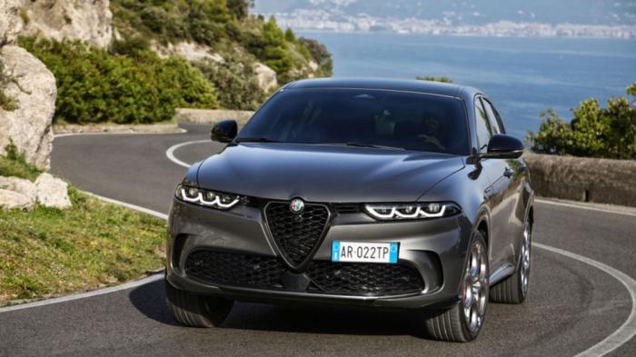 Νέα Alfa Romeo Tonale Sprint PHEV Q4 χωρίς φόρο εταιρικής χρήσης 