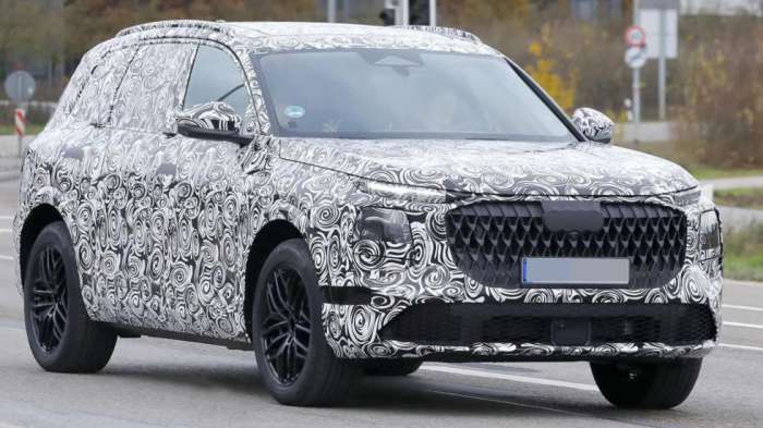 Η Audi ετοιμάζει την 3η γενιά του Q7, με βενζίνη και diesel Η Audi ετοιμάζει την 3η γενιά του Q7, με βενζίνη και diesel