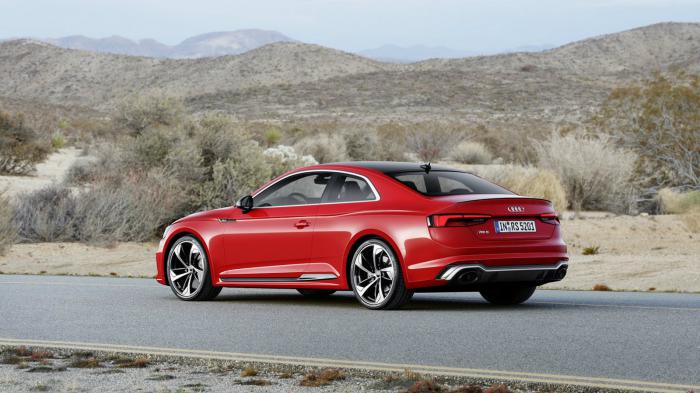 Φωτογραφίες του νέο Audi RS5 Coupe, που παρουσιάστηκε επίσημα ενόψει του σαλονιού της Γενεύης. 
