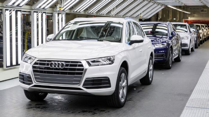 Η Audi φέρεται να χρησιμοποιούσε λογισμικό παραποίησης των ρύπων στα μοντέλα της, όταν βρίσκονταν σε συνθήκες μέτρησης. Το software ήταν τοποθετημένο στο αυτόματο κιβώτιο σε μοντέλα βενζίνης και ντίζε